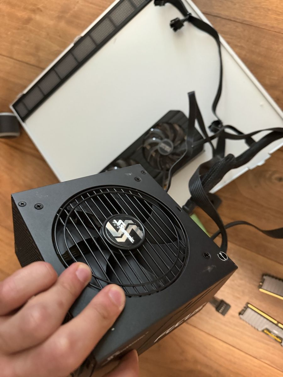 PC: Netzteil FOCUS PX-850 – Usato da Erlinsbach venduto da Schaimo 2