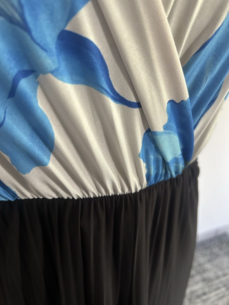 Jumpsuits: Jumpsuit 🩵 M – Gebraucht aus Fribourg von ficelle_de_luge 3