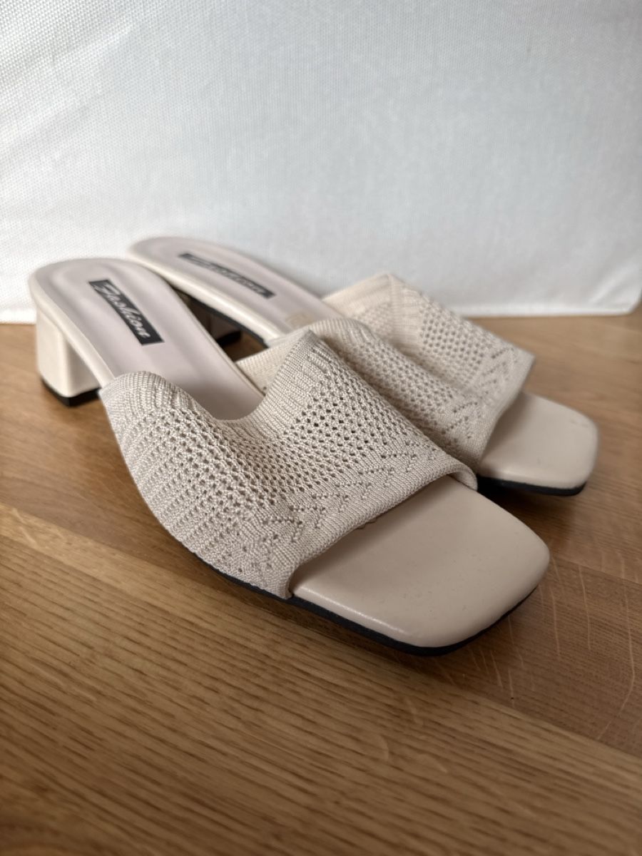 Shein Scarpe da donna: Sandaletten – Nuovo (secondo la descrizione) da Kriens venduto da g_b_mk7j