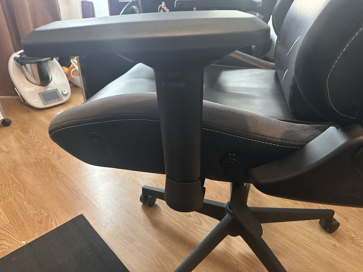 Sedie: OSIM Gaming-Stuhl mit Massagefunktion – Usato da Uster venduto da sil_6ndz 5