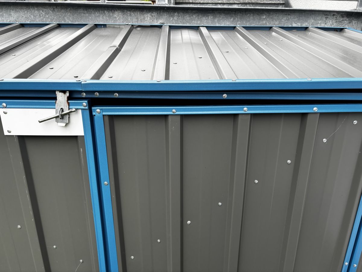 Box contenitori: Gartenbox Metall 225x78x134cm – Usato da Rotkreuz venduto da Levo_9 5