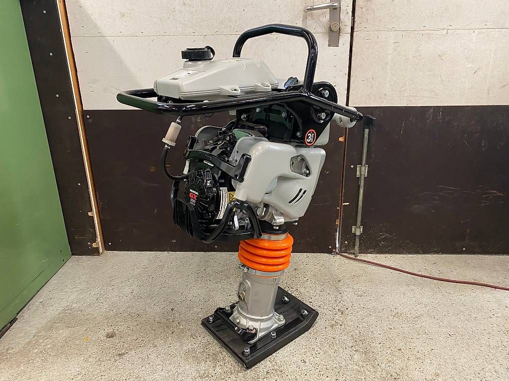 Hutter Tutte le macchine: Grabenstampfer Hutter T60 – Nuovo e nell'imballaggio originale da Weiningen TG venduto da TTW_GmbH 2