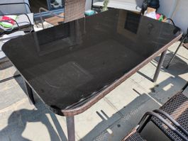 Gartentisch Rattan Optik Glasplatte rechteckig braun