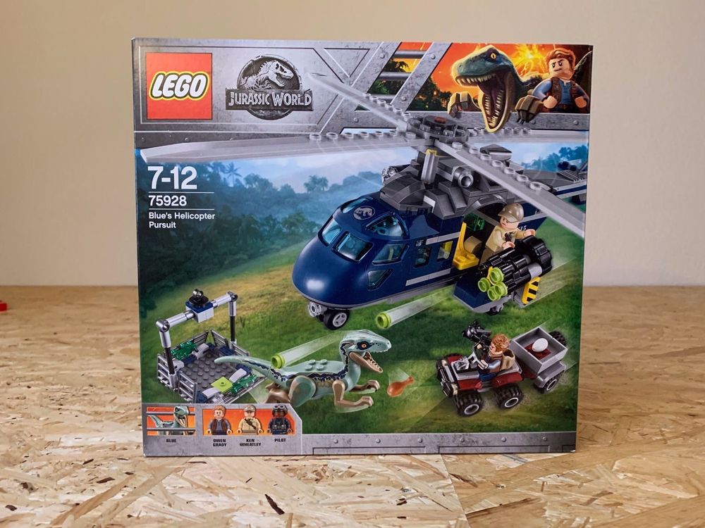 Lego 75928 Jurassic Blue's Hubschrauber (Neu und originalverpackt) in ...