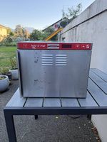 Hold-o-mat Niedergarofen aus der Gastro, Swiss made