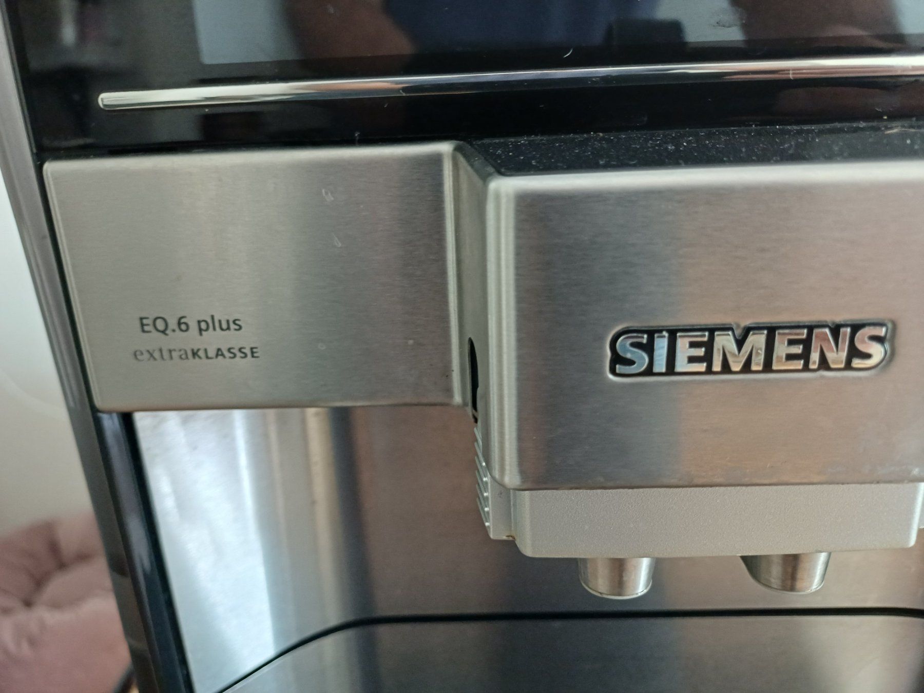 Siemens Kaffeemaschinen & Espressomaschinen: Siemens EQ6 plus extraKlasse – Defekt aus Jona von Rreto71 1