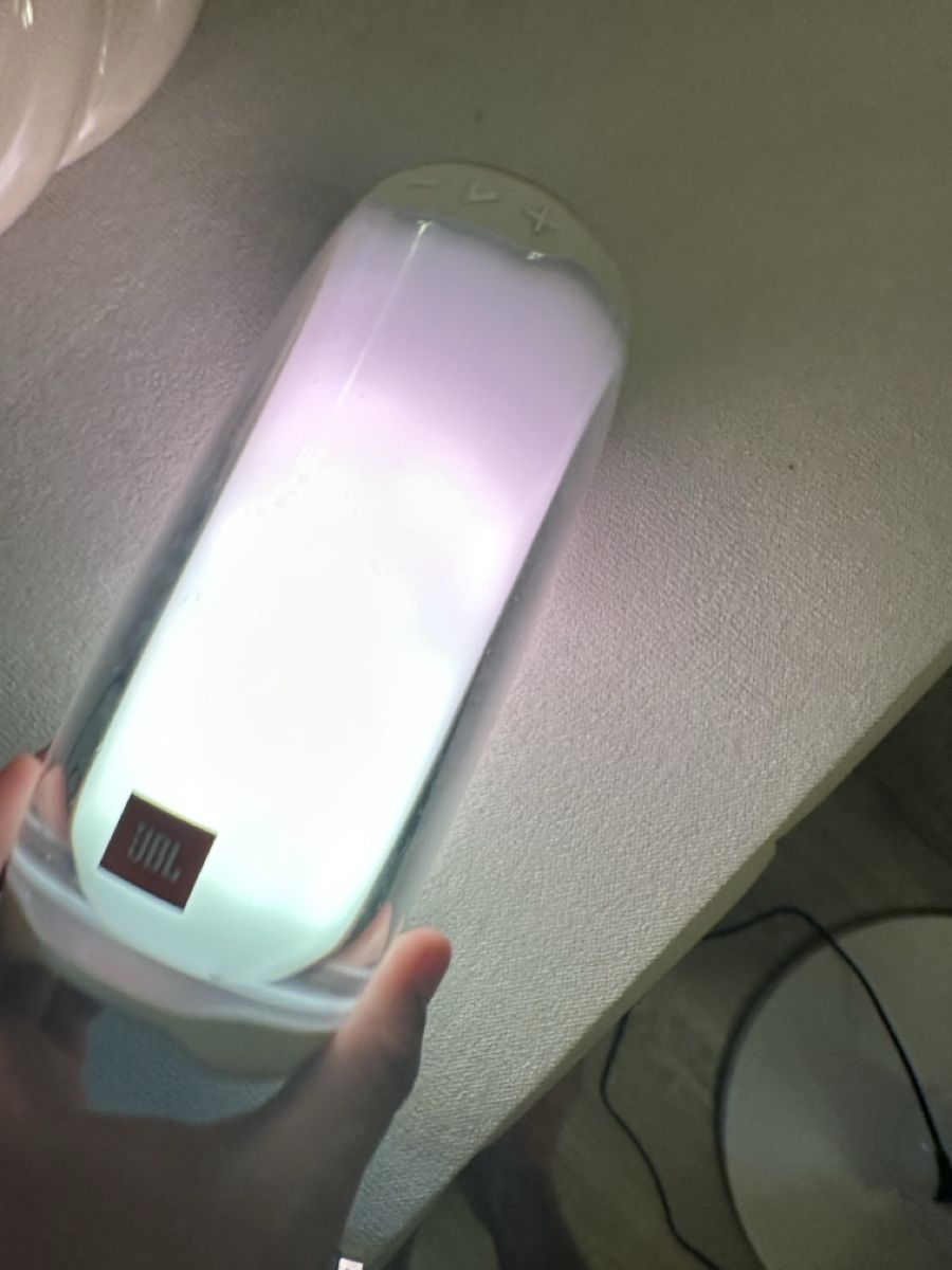 JBL Casse acustiche: JBL Pulse 4 Enceinte Bluetooth Portable avec Éclairage LED – Usato da Brügg BE venduto da haj_9zhk