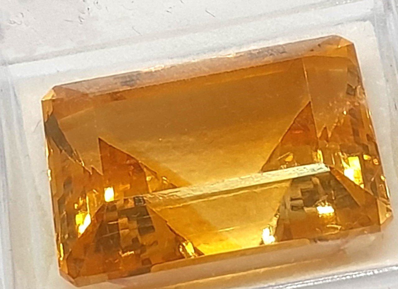 Pietre preziose: Citrine 30.85 ct - Valeur 524 Fr. – Nuovo (secondo la descrizione) da Grimisuat venduto da Valgem 1
