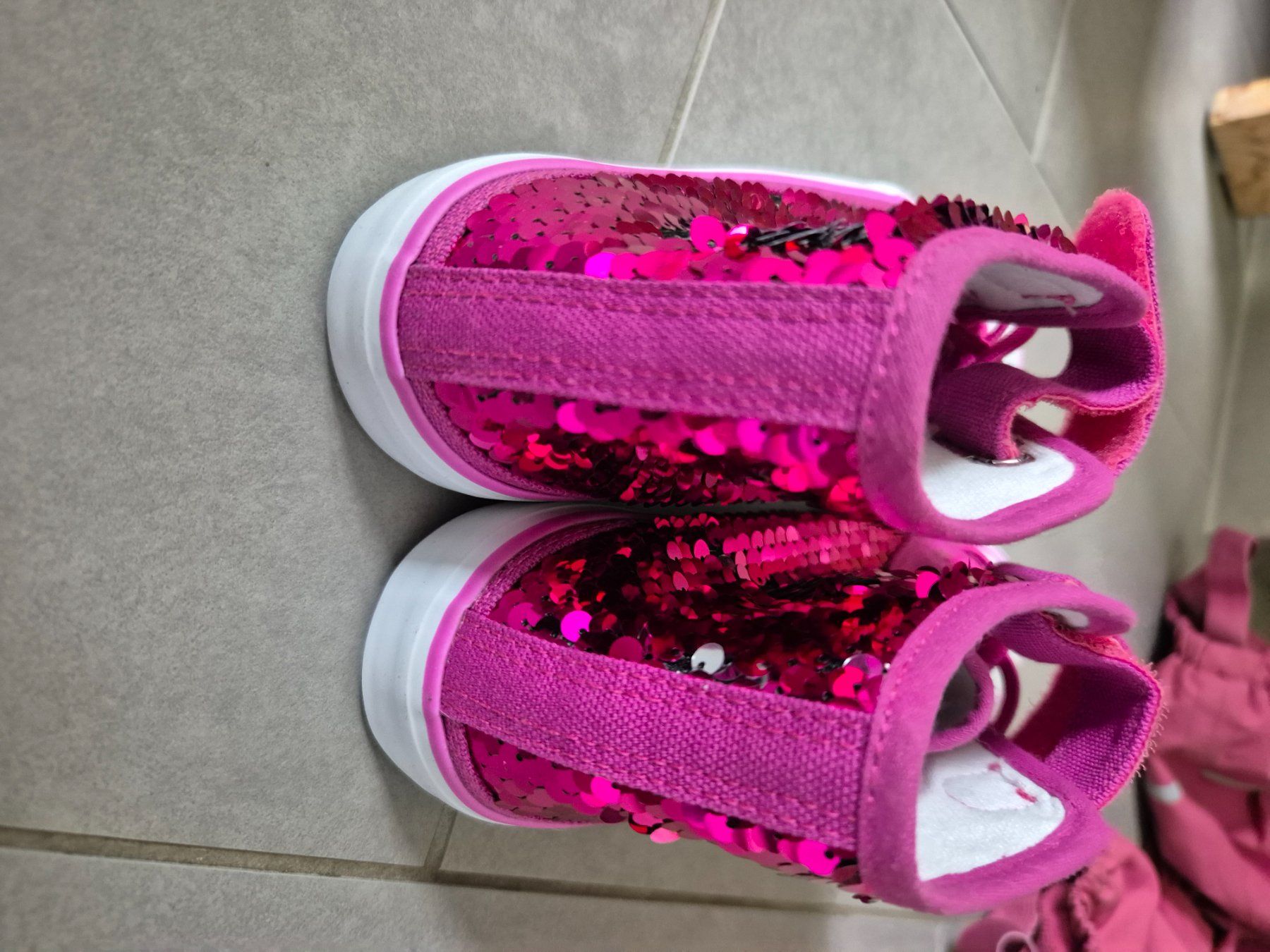 Scarpe per ragazze: Pinke Glitter Mädchenturnschuhe, Grösse 34 – Nuovo (secondo la descrizione) da Port venduto da nat_8thm 5