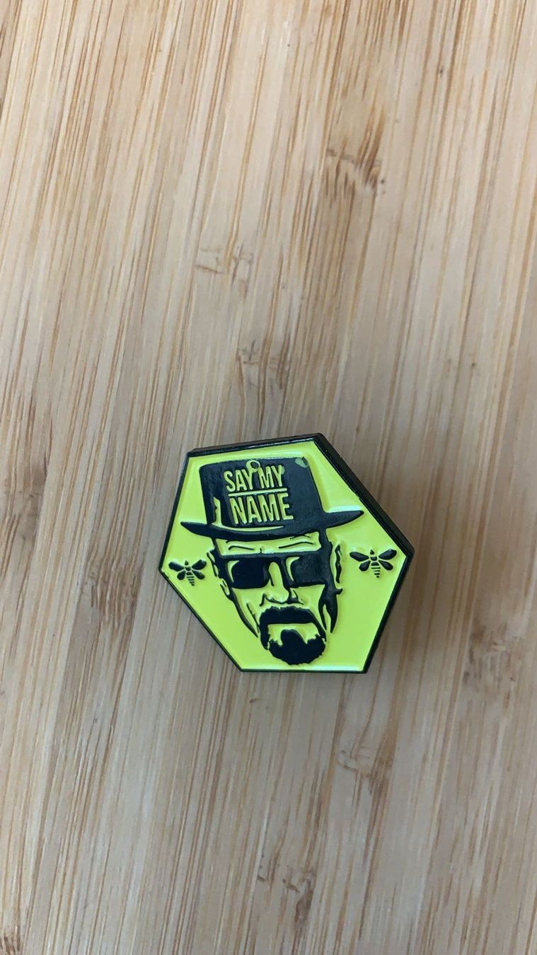 Tutti i DVDs: Breaking Bad Back Pin – Nuovo e nell'imballaggio originale da Gebenstorf venduto da RetroFuture 1