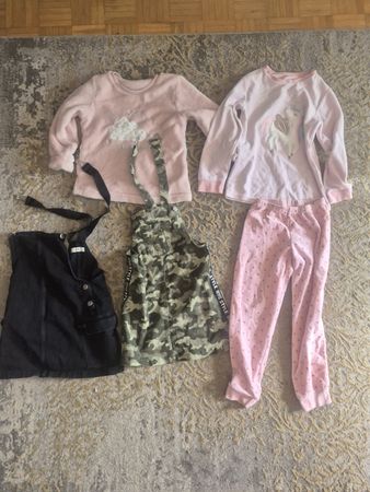 Mädchen Kleider Set 4-teilig diverse Farben Grösse 134