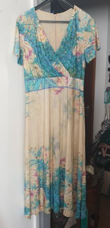 Wunderschönes Sommerkleid Gr. 44