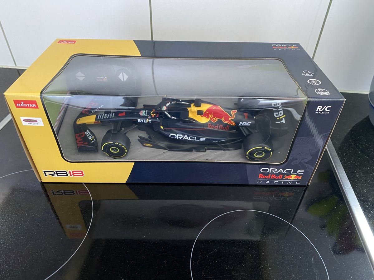 RC Kits de montage: Red Bull Formel 1 Auto ferngesteuert  – Neuf avec emballage d'origine à Zürich par Ethno1