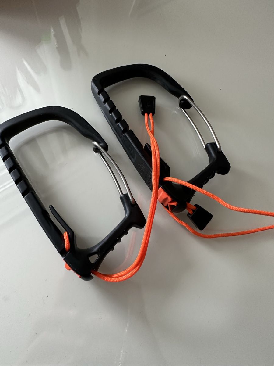 Petzl Wandhalterungen: Petzl Caritool Evo Eisschrauben Halter – Neu (gemäss Beschreibung) aus locarno von rav_5ll7