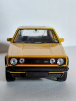 Volkswagen Golf GTI PTT jaune, modèle réduit