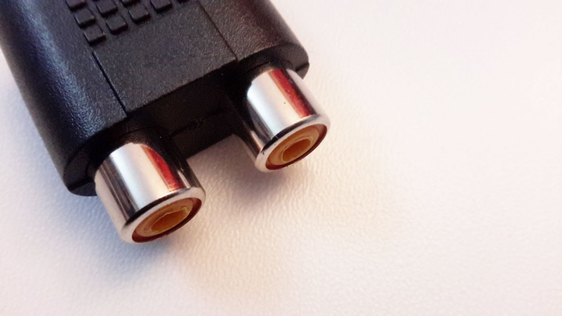 Laufwerke & Adapter: Adapter 3,5 mm Klinke auf 2x Cinch – Neu und originalverpackt aus St. Gallen von cointec 3