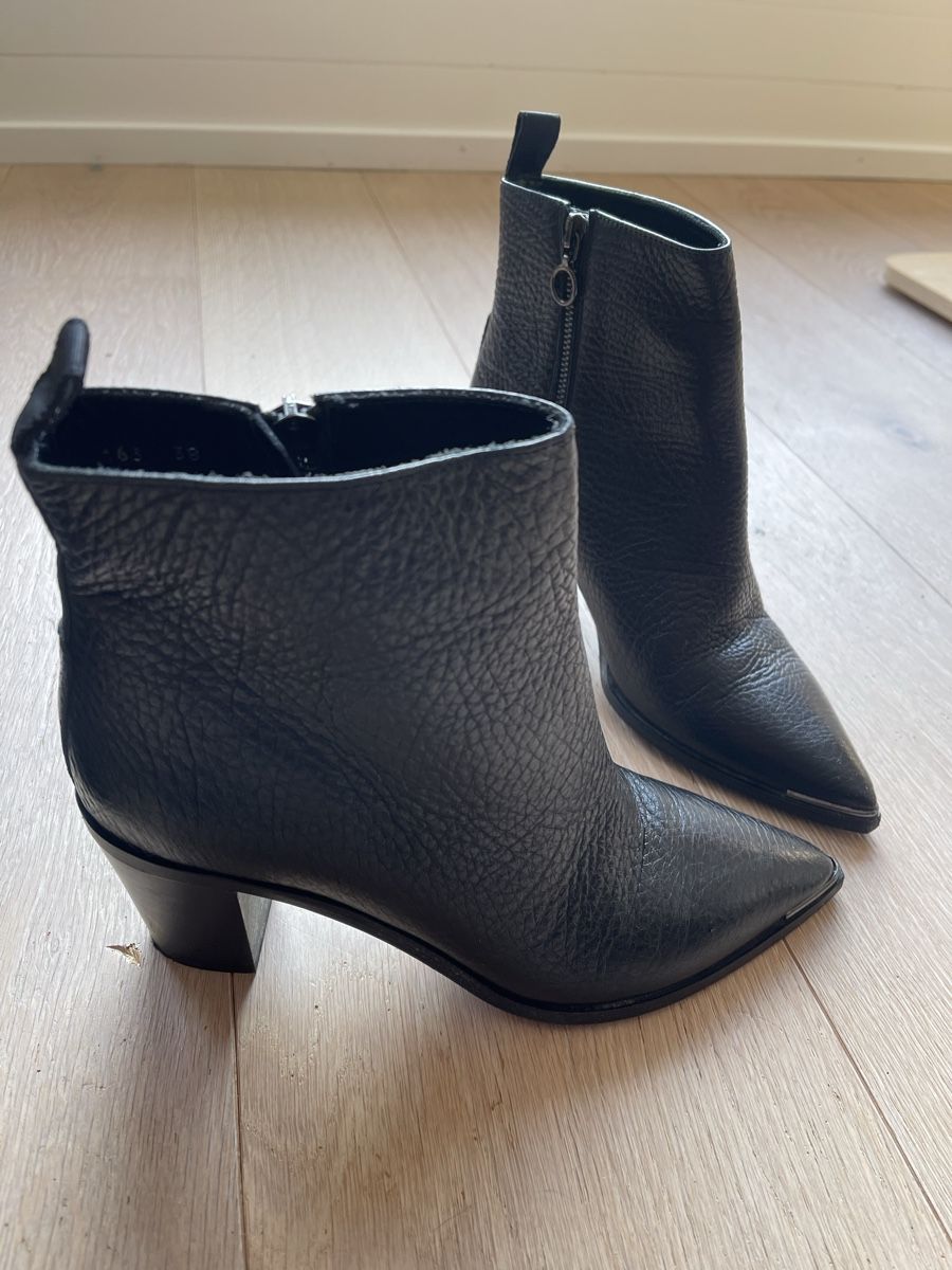 Acne Studios Scarpe da donna: Acne Studios Lederboots Gr.38 – Usato da Baden venduto da lumimii 1