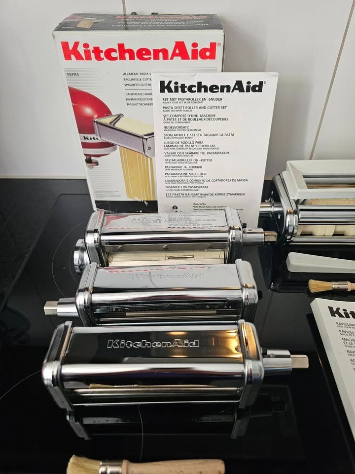 Kitchenaid Appareils de cuisine: Orig.KitchenAid Pasta Roller 3er Set und Raviolimaker – D'occasion à Winterthur par BW.1994 2