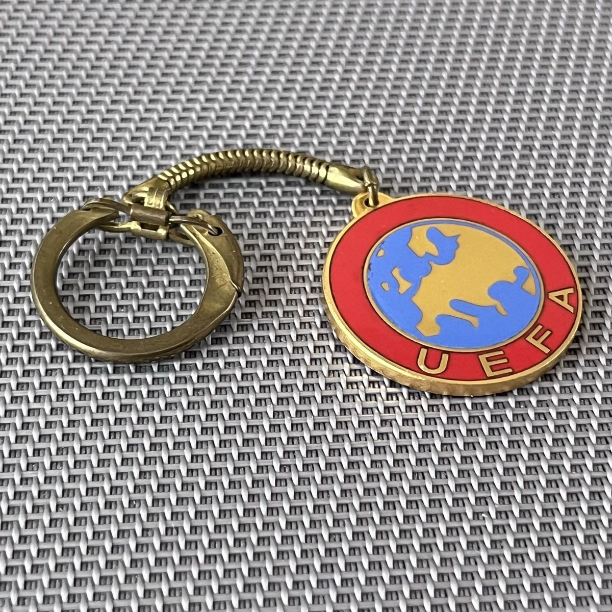 Portachiavi: Porte-clé vintage UEFA – Nuovo (secondo la descrizione) da Vuisternens-devant-Romont venduto da ribouldog 3
