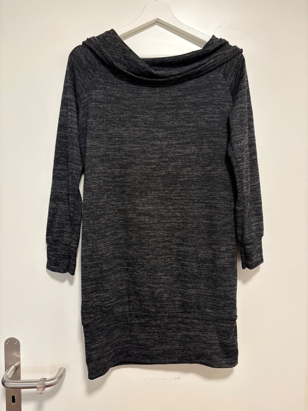 Maglioni & Felpe: Lang  Pullover/ Kleid Gr. S – Usato da Embrach venduto da Bdennis 1