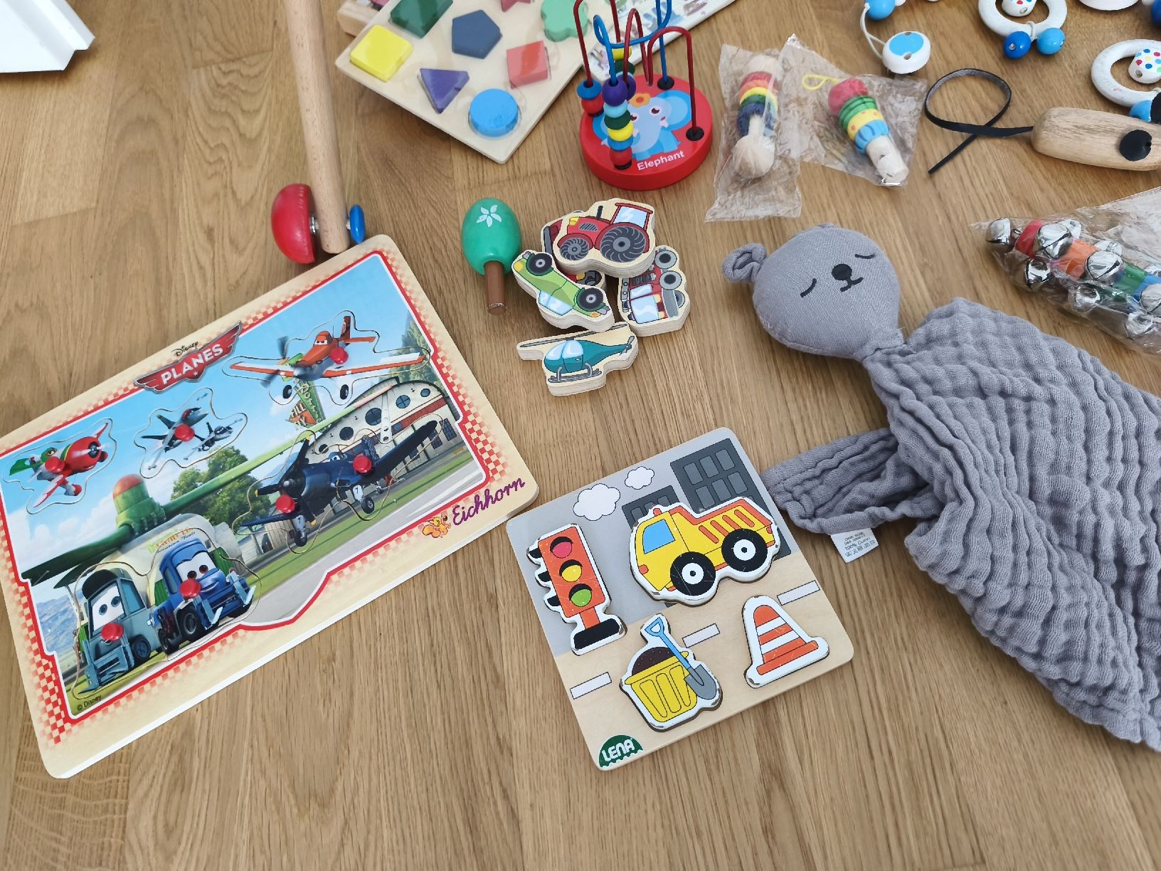 Giocattoli: Spielbogen und Holzspielzeug  – Usato da Näfels venduto da ChocolateMuffin 1