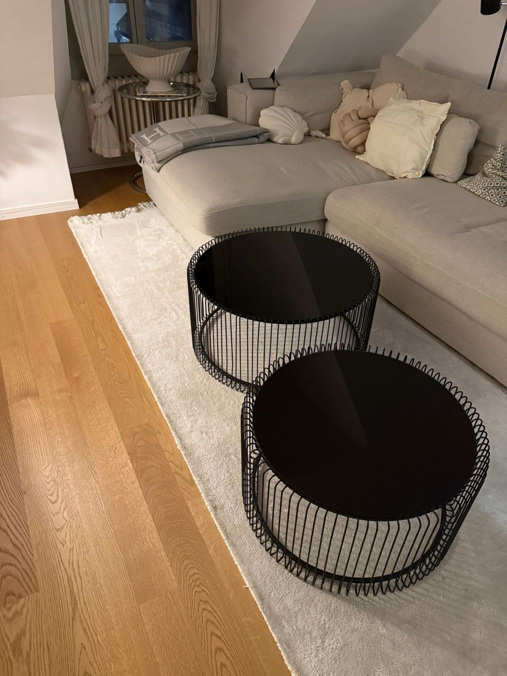 Tische: Couchtische Wire, 2er Set, Kare Design, sehr schön – Gebraucht aus Fislisbach von Butz_butz