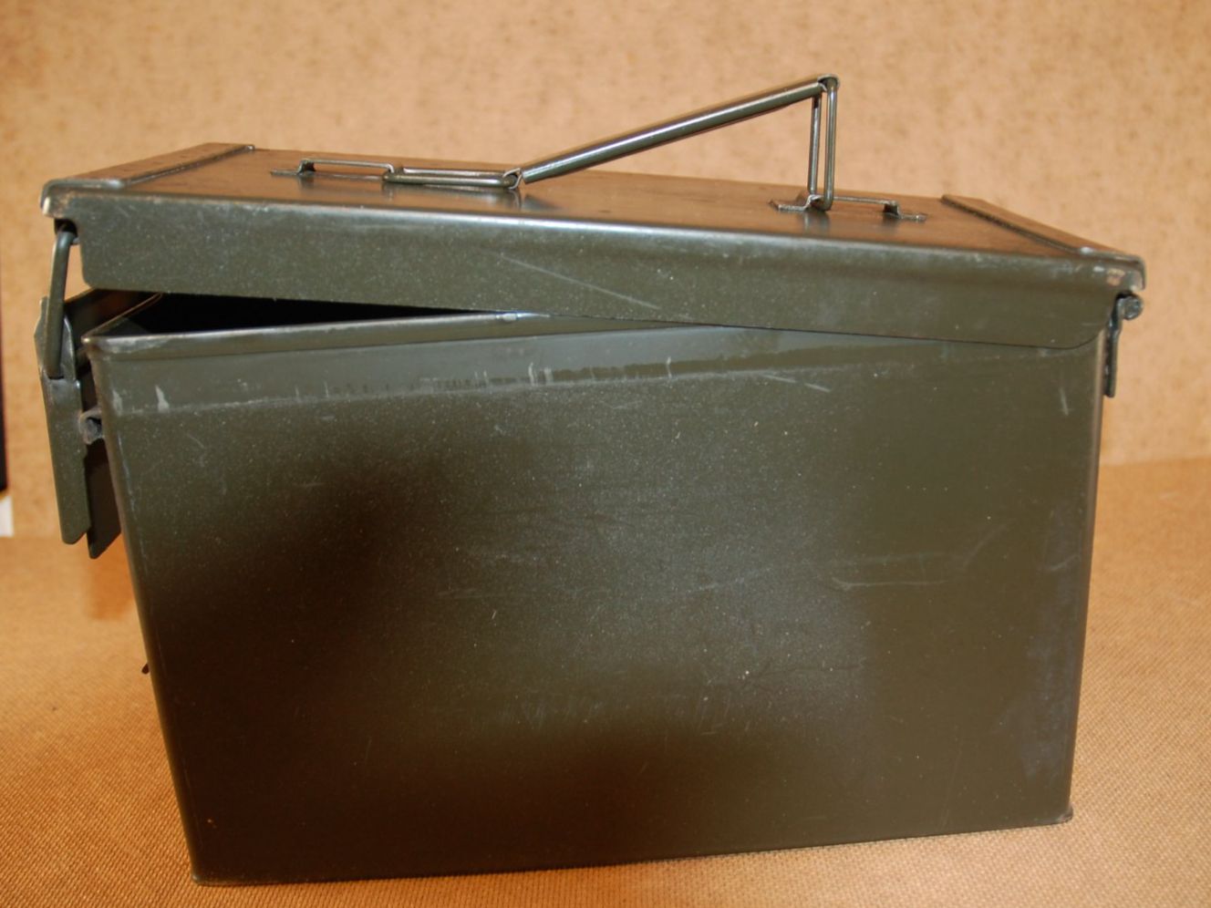 Attrezzatura & Pezzi di ricambio: Munitionsbox Armee, Metallbox mit Dichtung – Nuovo (secondo la descrizione) da Magden venduto da Hornet2 2