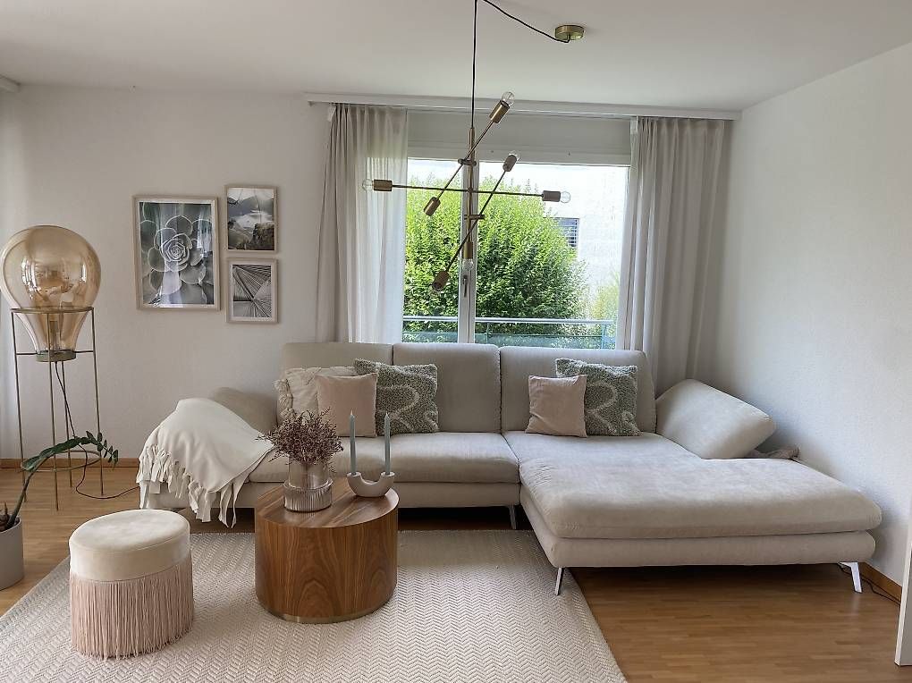 Interio Sofas: Ecksofa beige von Interio – D'occasion à Männedorf par nathi_o