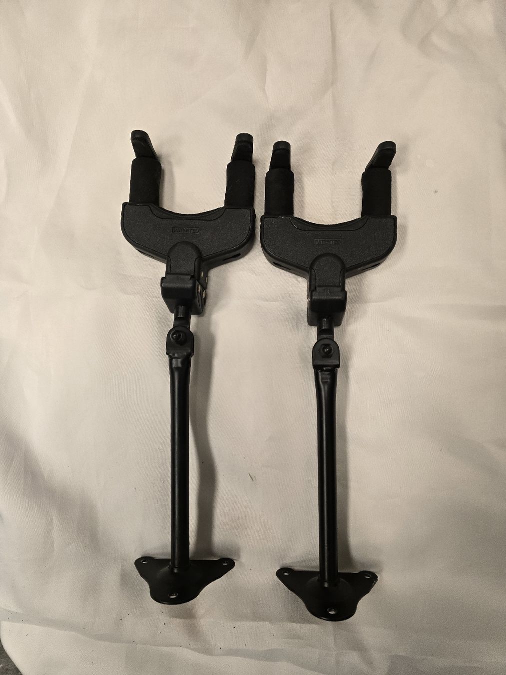 Strumenti musicali: Hercules Guitar Wallmount 2 x Stuck – Usato da Zürich venduto da Roy-Events-Zurich 1