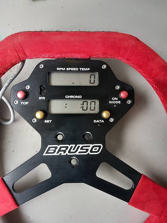 Karts: Bruso lenkrad – Gebraucht aus Seewen SZ von R5Gr.4 3