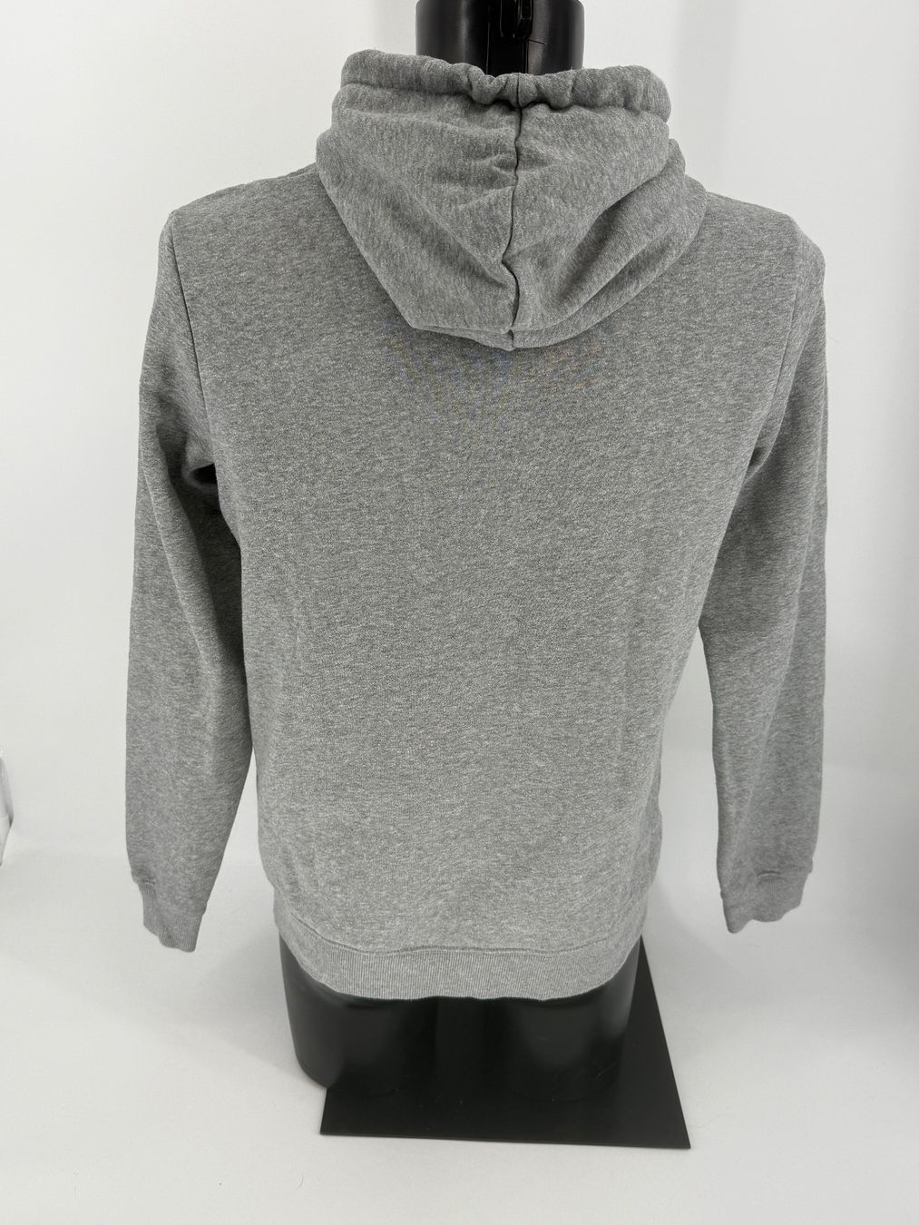 Pulls & Sweat-shirts: Hoodie/ Kapuzenpullover Gr. M von your turn – D'occasion à Auenstein par moin. 1