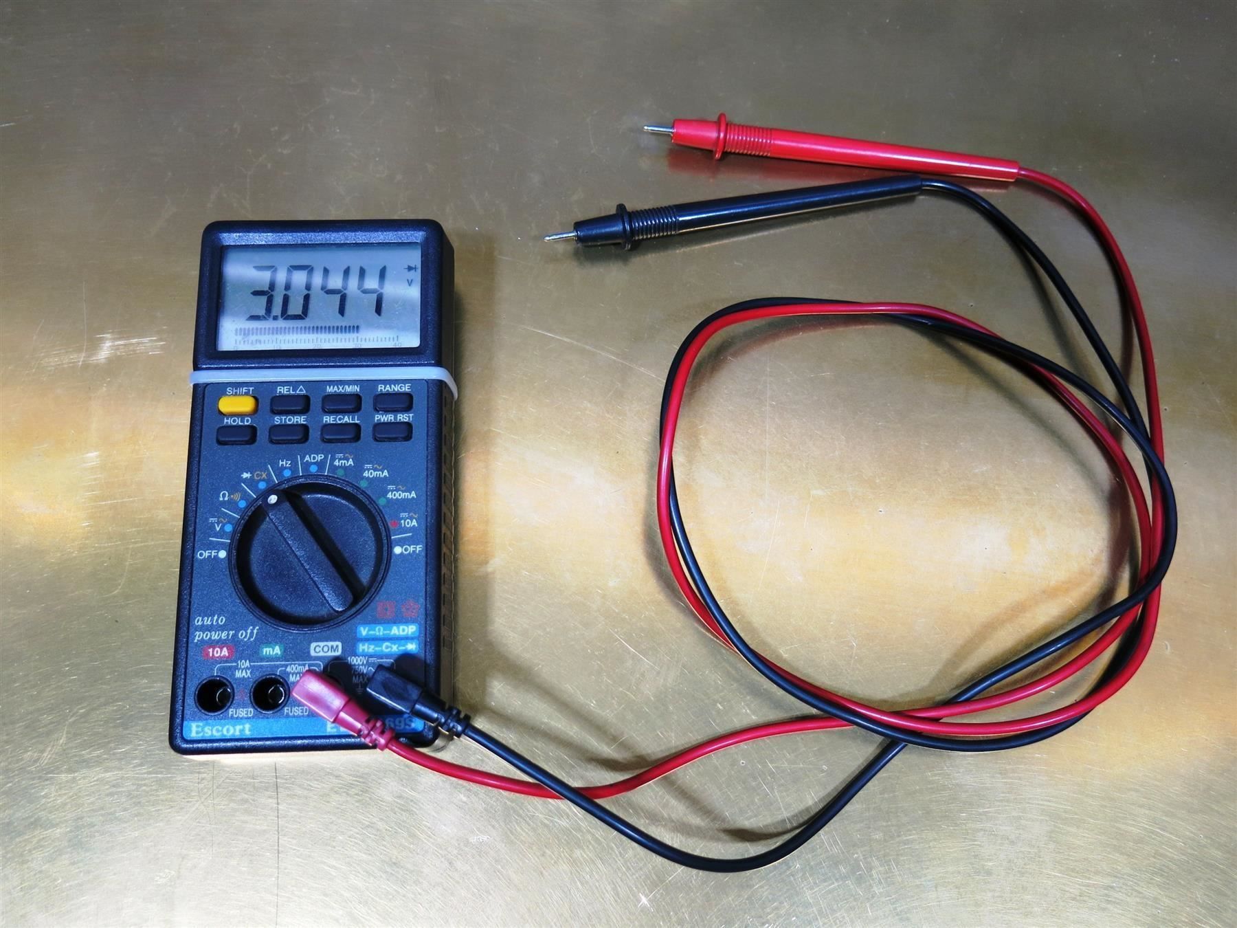 Messen: Multimeter Escort EDM 169S Mit Gebrauchs – Gebraucht aus Laufenburg von Sirluger