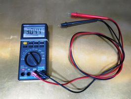 Multimeter Escort EDM 169S Mit Gebrauchs