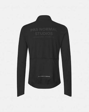 Pas normal Studios mechanism thermal jacket
