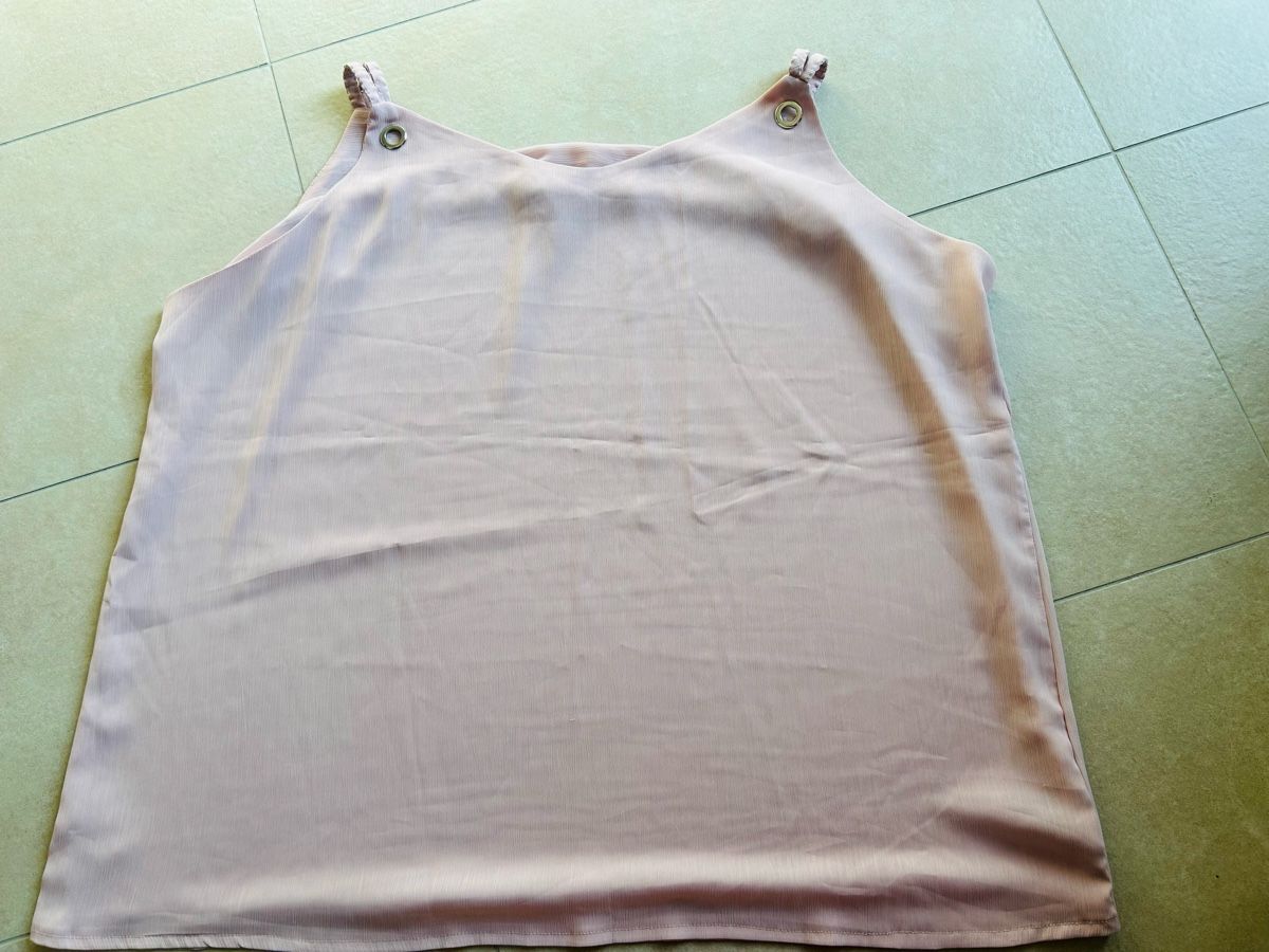 Tops: Débardeur satiné – D'occasion à Founex par etswang 3