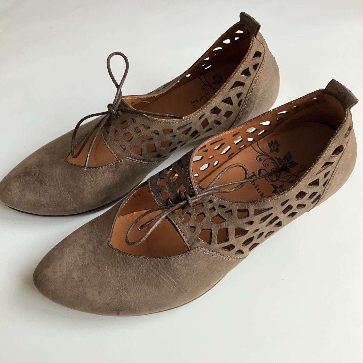 Damenschuhe: Think Pumps – Gebraucht aus Baar von Pulsatilla