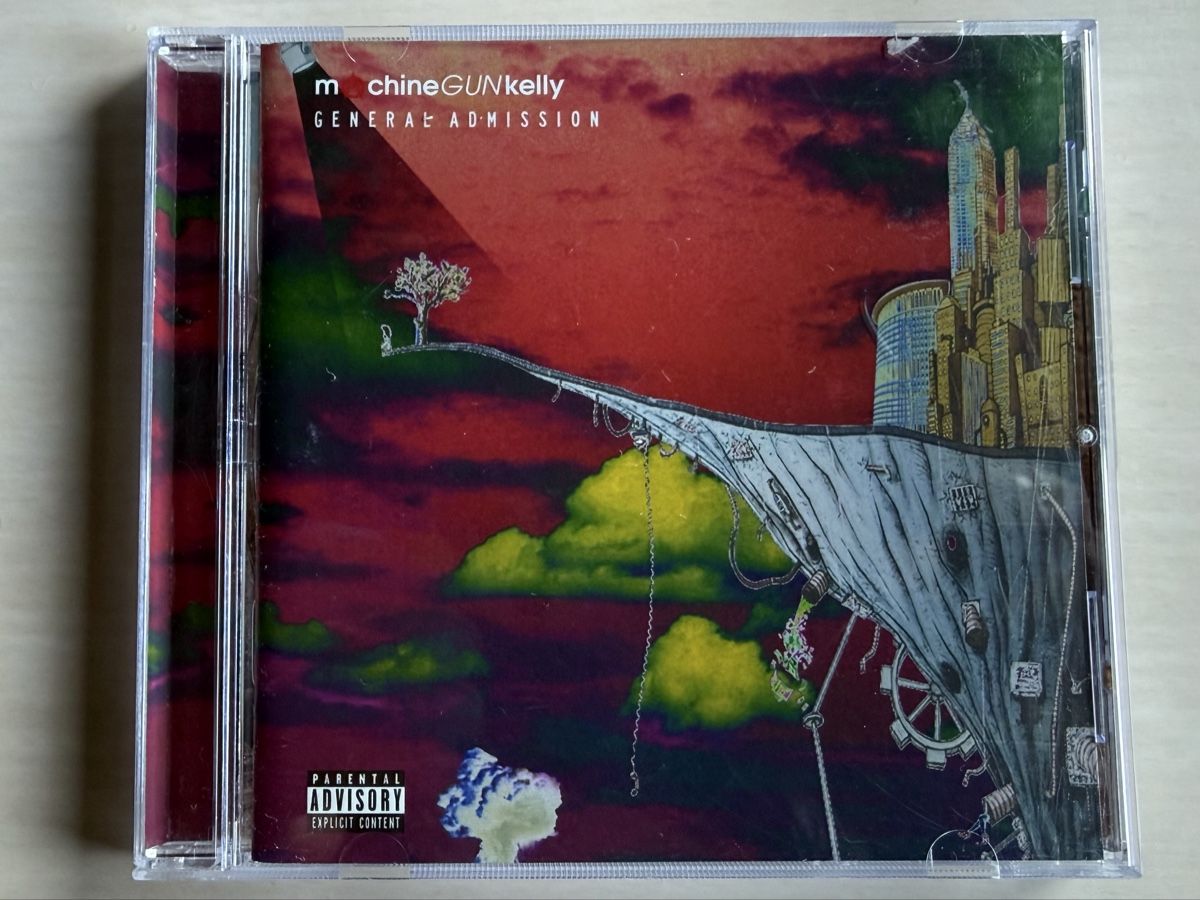 CD: Machine Gun Kelly - General Admission Deluxe Edition – Usato da Oberried Brienz venduto da Chyara