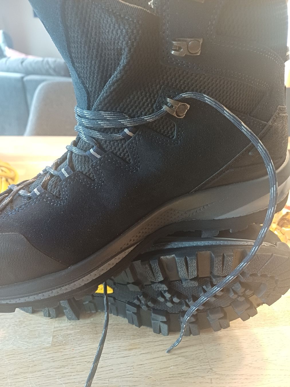 Hanwag Chaussures hommes: Hanwag Wanderschuhe 44.5 – Neuf (Voir description) à Brienz BE par Beo1970
