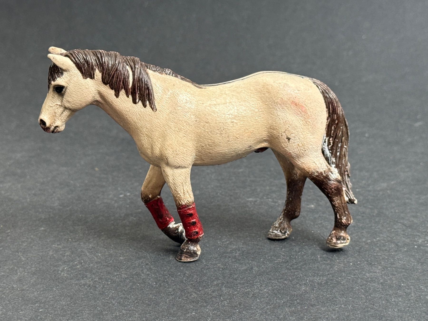 Schleich Statuette: Schleich 13706 Schulpferd Pferd – Usato da Ennetbaden venduto da mapa05 4