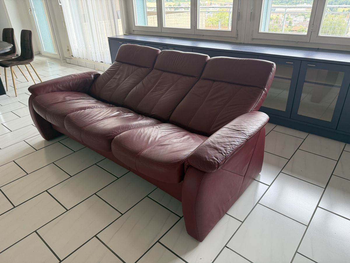 Sofas: Rotes designer Echtleder Sofa – Gebraucht aus Dürrenroth von Clifford 2