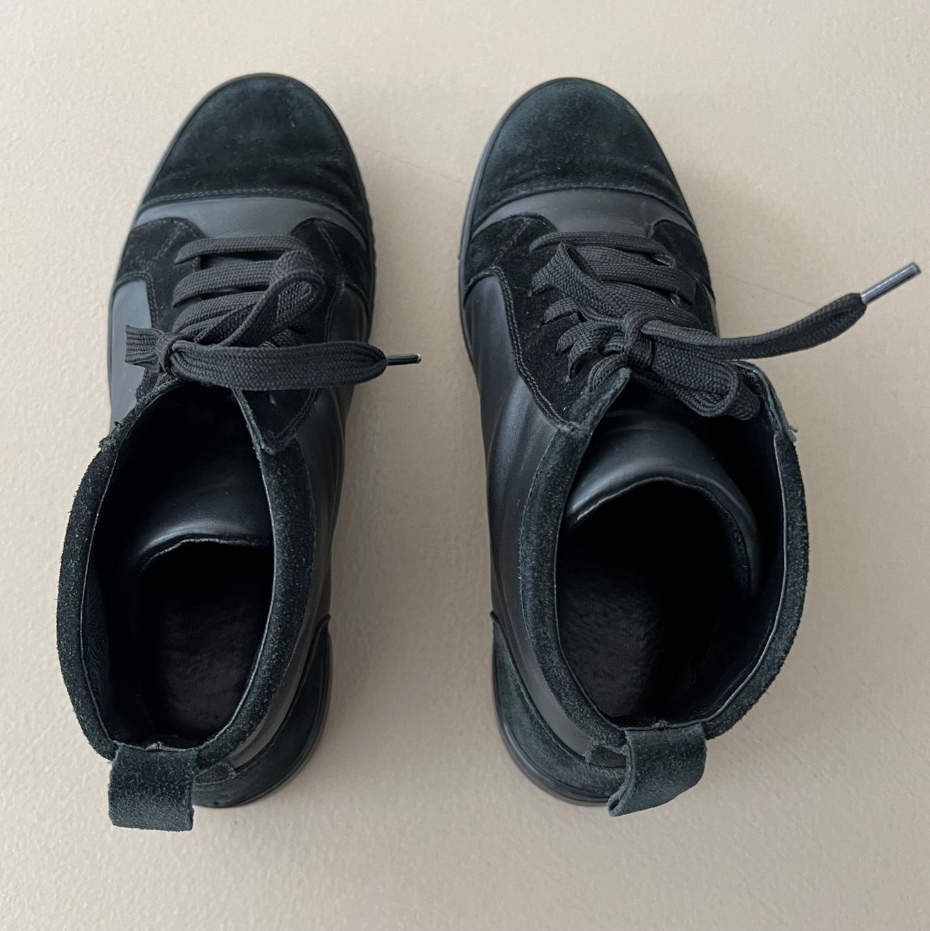 Escada Scarpe da donna: ESCADA Leder Sneakers 🖤 – Usato da Zürich venduto da ClosetQueen 7