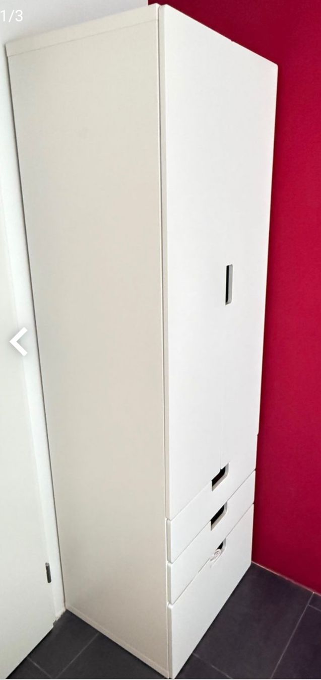 Ikea Armadi: Weisser IKEA Schrank – Usato da Hunzenschwil venduto da pla_7j7c 2