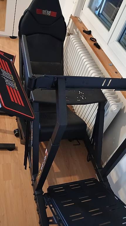 Stühle: Cockpit de simulation Next Level Racing F-GT – Gebraucht aus Villars-sur-Glâne von OliHab 1