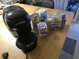 Kaffeemaschine Tassimo + capsule