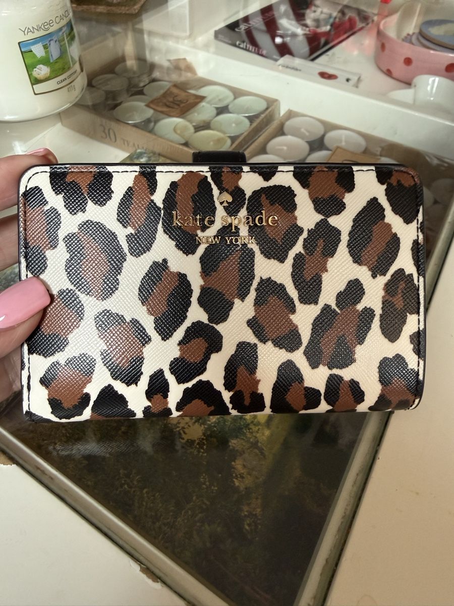 Kate Spade Portamonete: Kate Spade wallet – Usato da Mendrisio venduto da ketolin