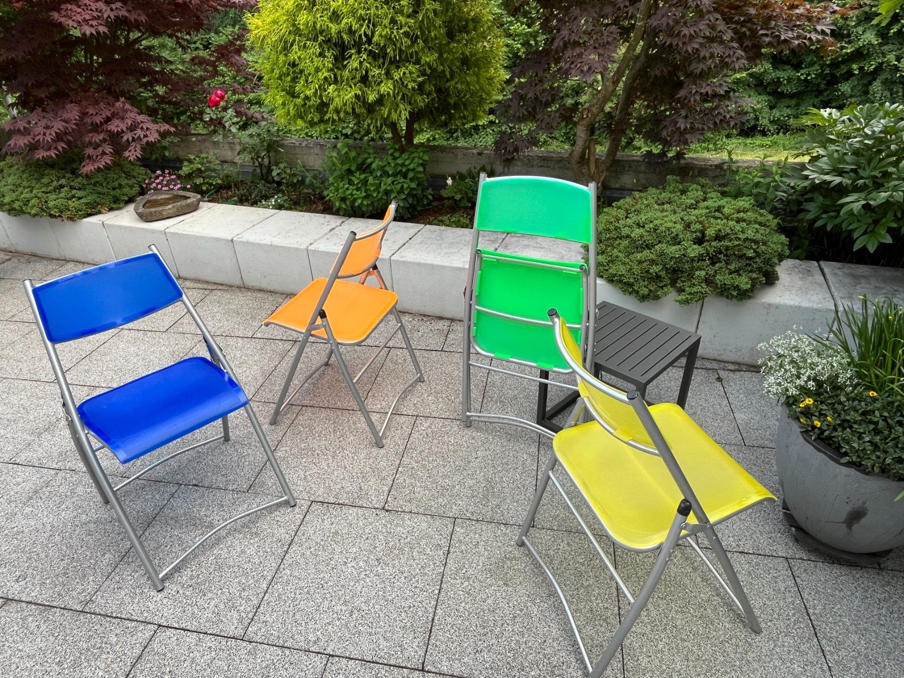 Sedie: 4 Garten-Klappstühle, bunt, mit Metallrahmen – Usato da Baden venduto da die_9vf9 2
