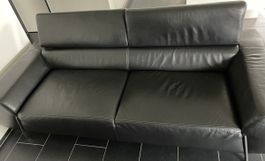 Schwarzes Kunstleder Sofa 3-plätzig – Top Zustand!