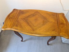 table ancienne  a oreilles