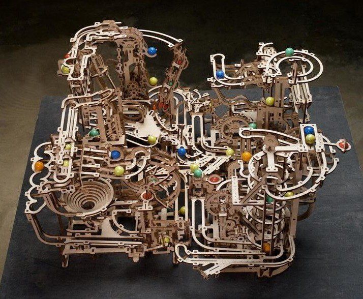 Spielzeuge: Ugears Kugelbahn Murmelbahn Achterbahn – Neu und originalverpackt aus Meilen von Edihau 1