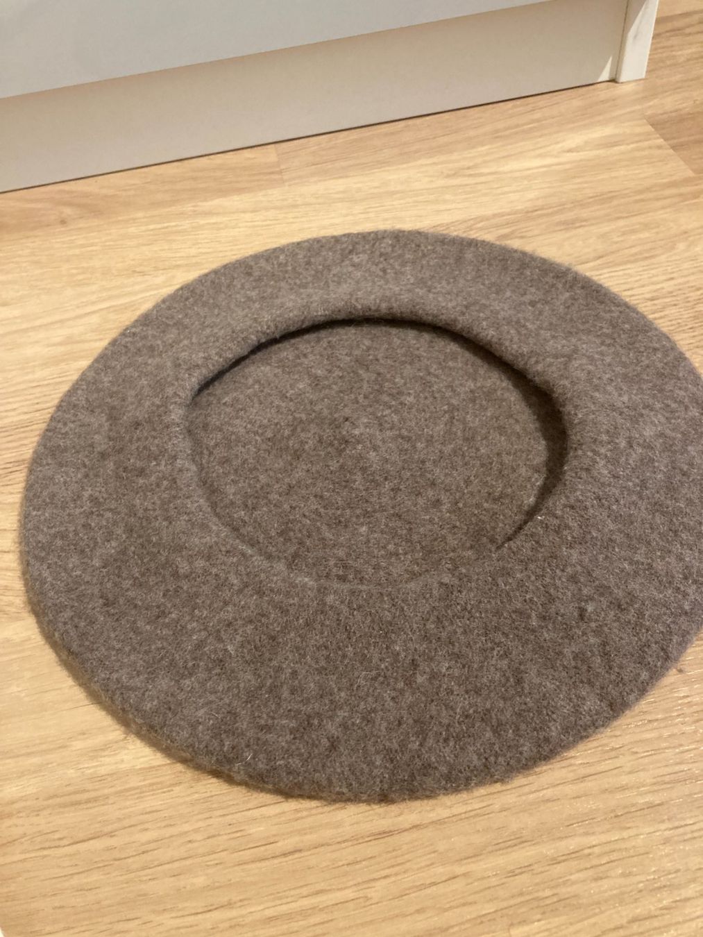 Hüte, Mützen & Caps: Beret TIP TIFFY Wolle – Neu (gemäss Beschreibung) aus Winterthur von rox_n5tg 1